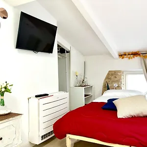 Appartement Dimora Di Charme &, Peschiera del Garda